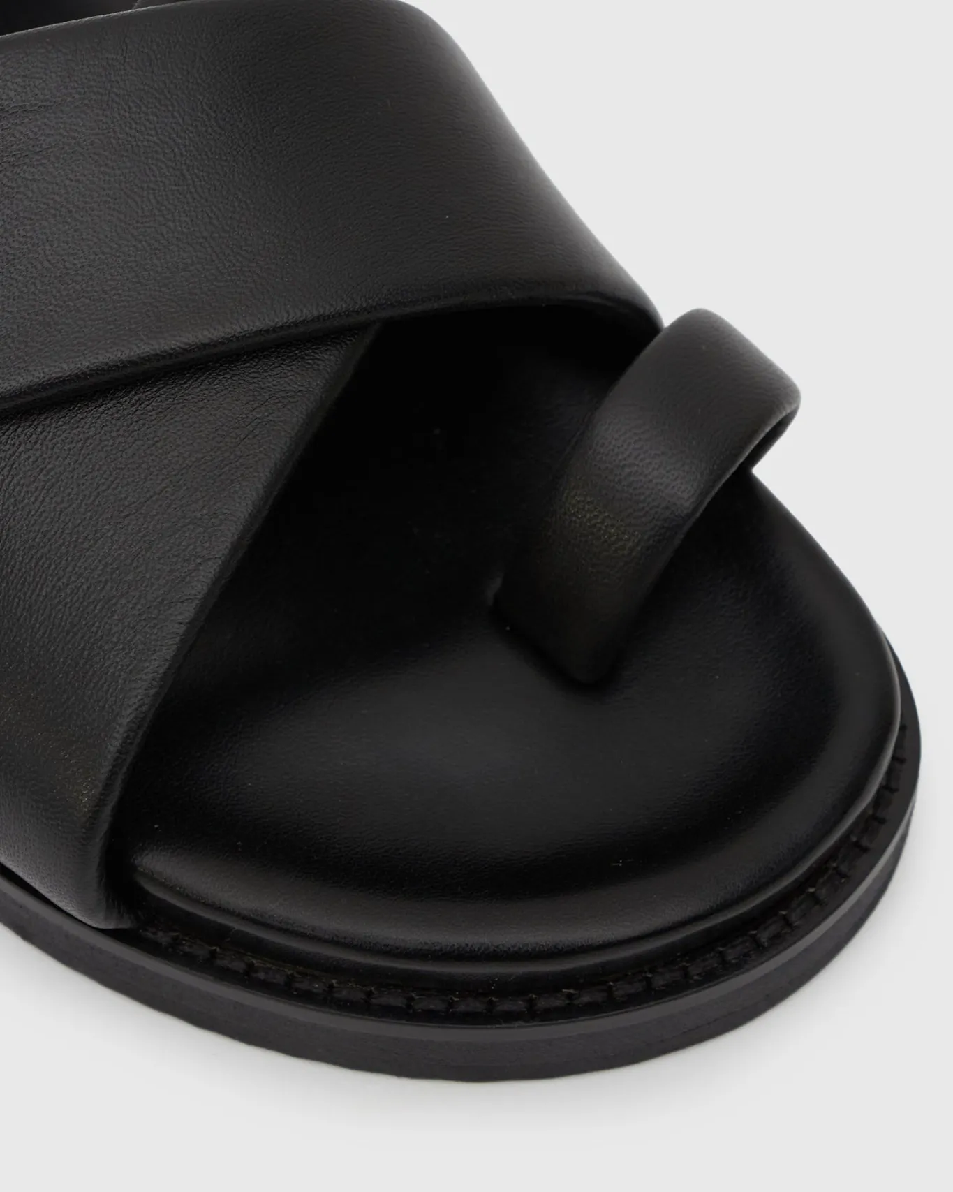 Women Betts Sandals|Flats^BERMUDA Leather Crossover Slide Sandals