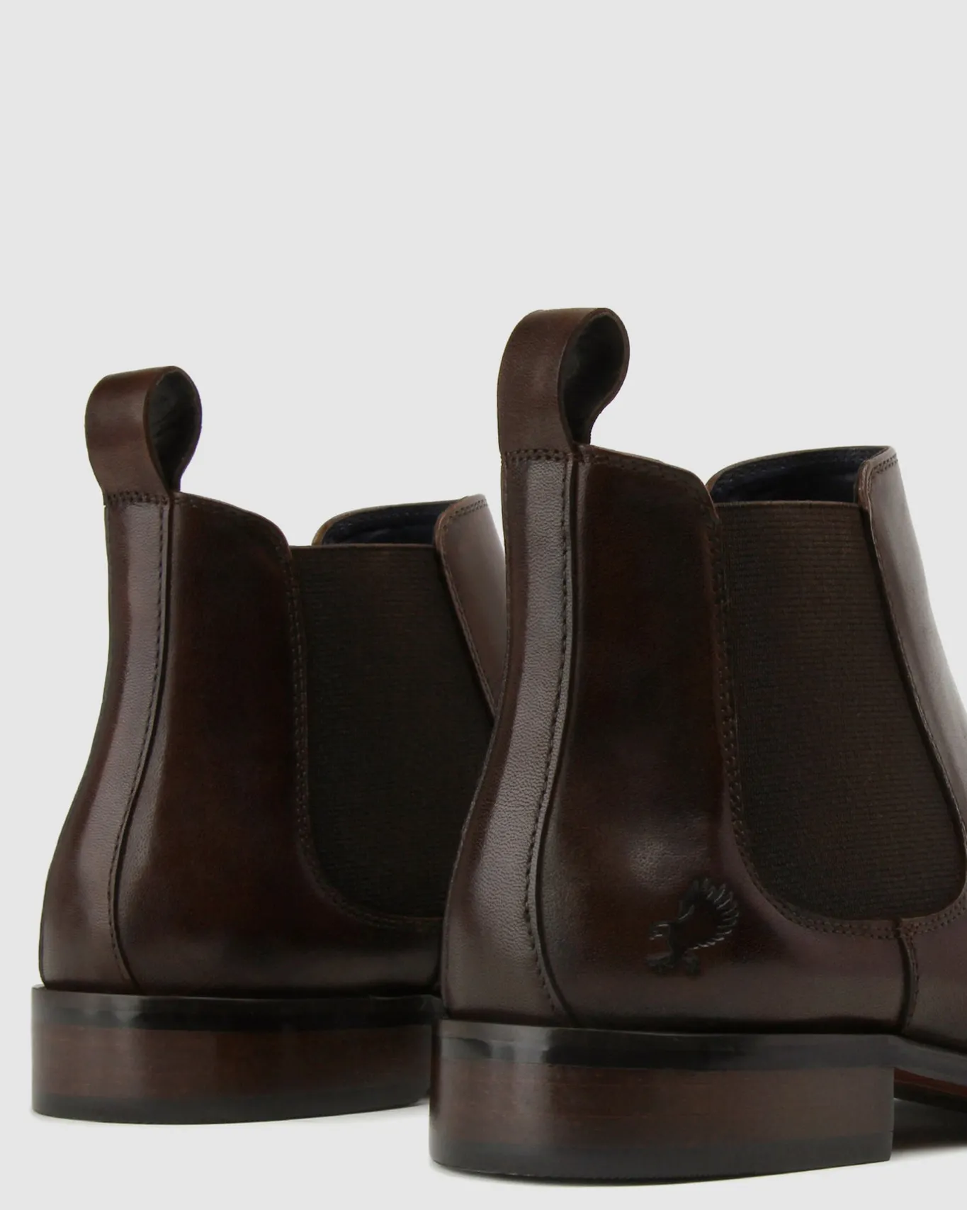 Betts Chelsea|Dress^EVAN Leather Chelsea Boots