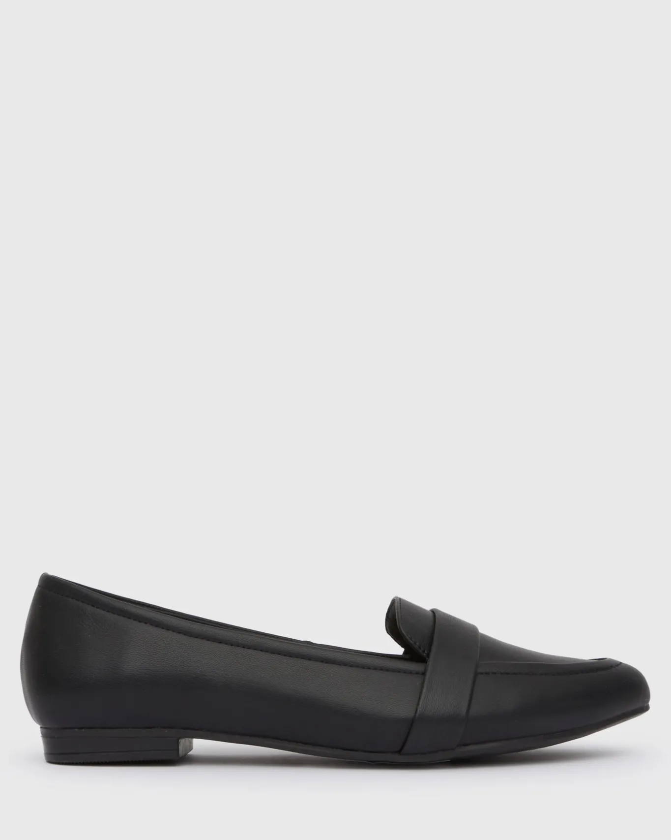 Women Betts Loafers^GIANNI Pointed Toe Flats