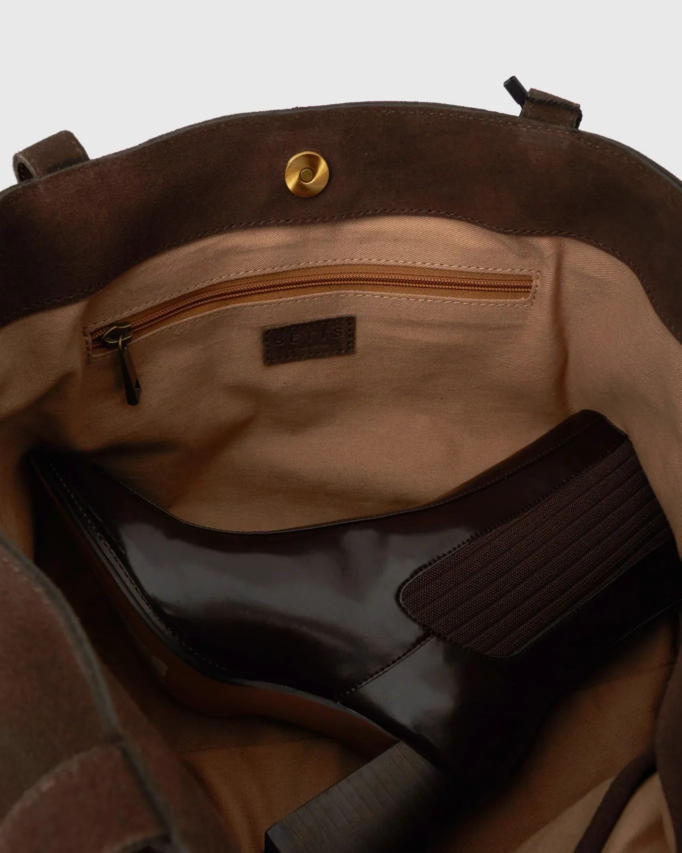 Betts Shoe Matches^KATE Suede Leather Shoulder Bag