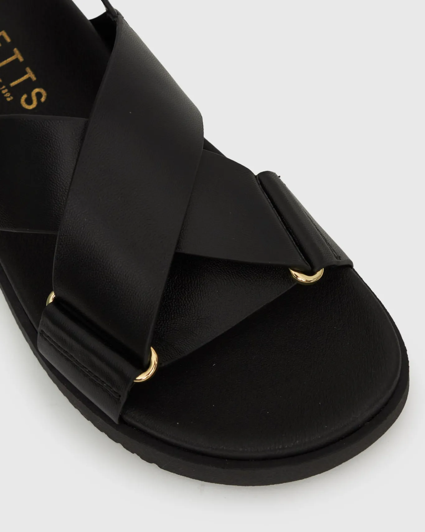 Women Betts Sandals|Flats^MYTH Crossover Strap Footbed Sandals