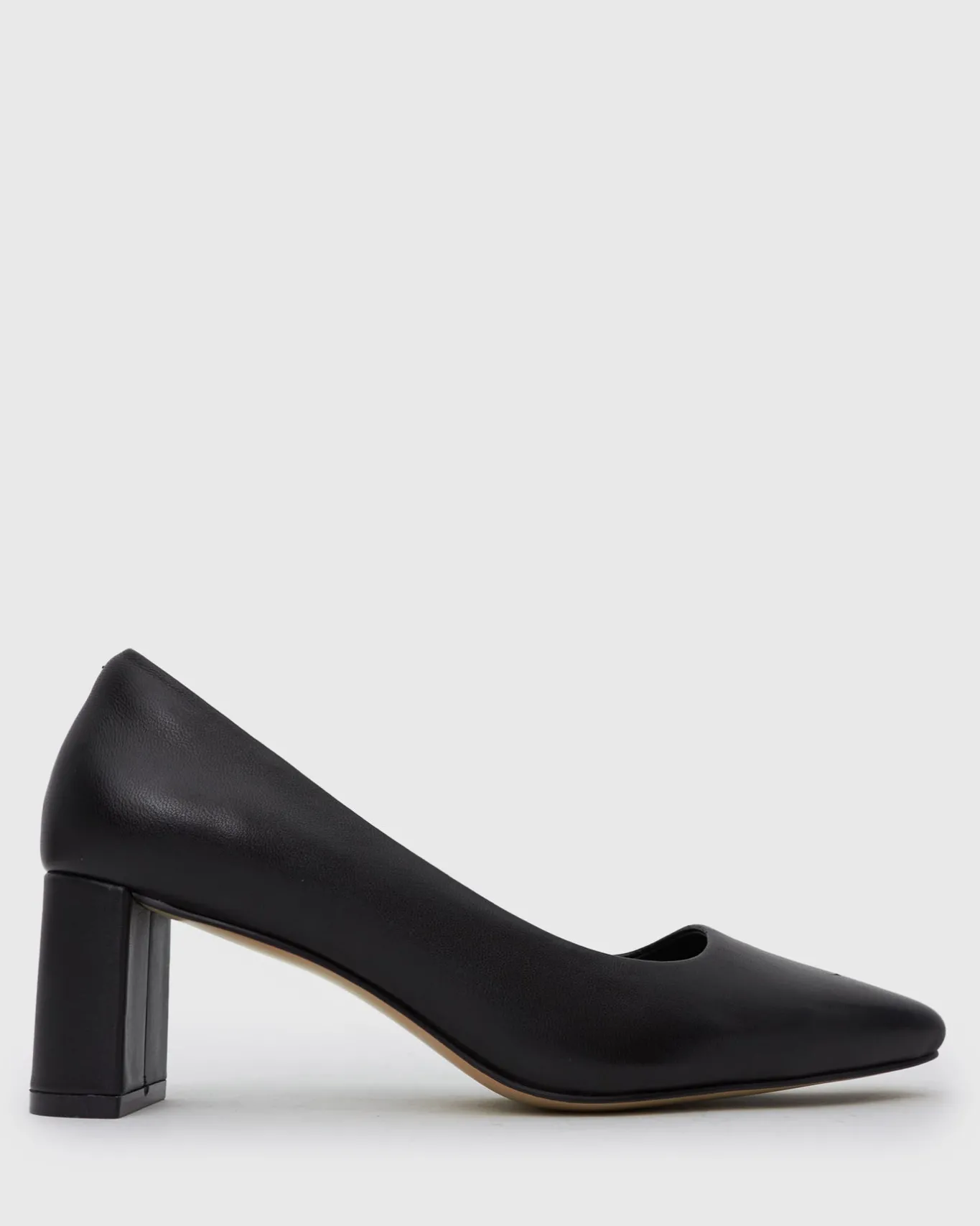 Women Betts Pumps|Low-Mid^ORICAL Leather Low Block Heels