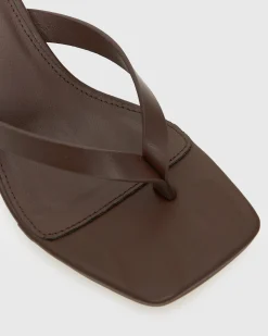 Women Betts Block|High^SUNDOWNER Leather Thong Mule Sandals