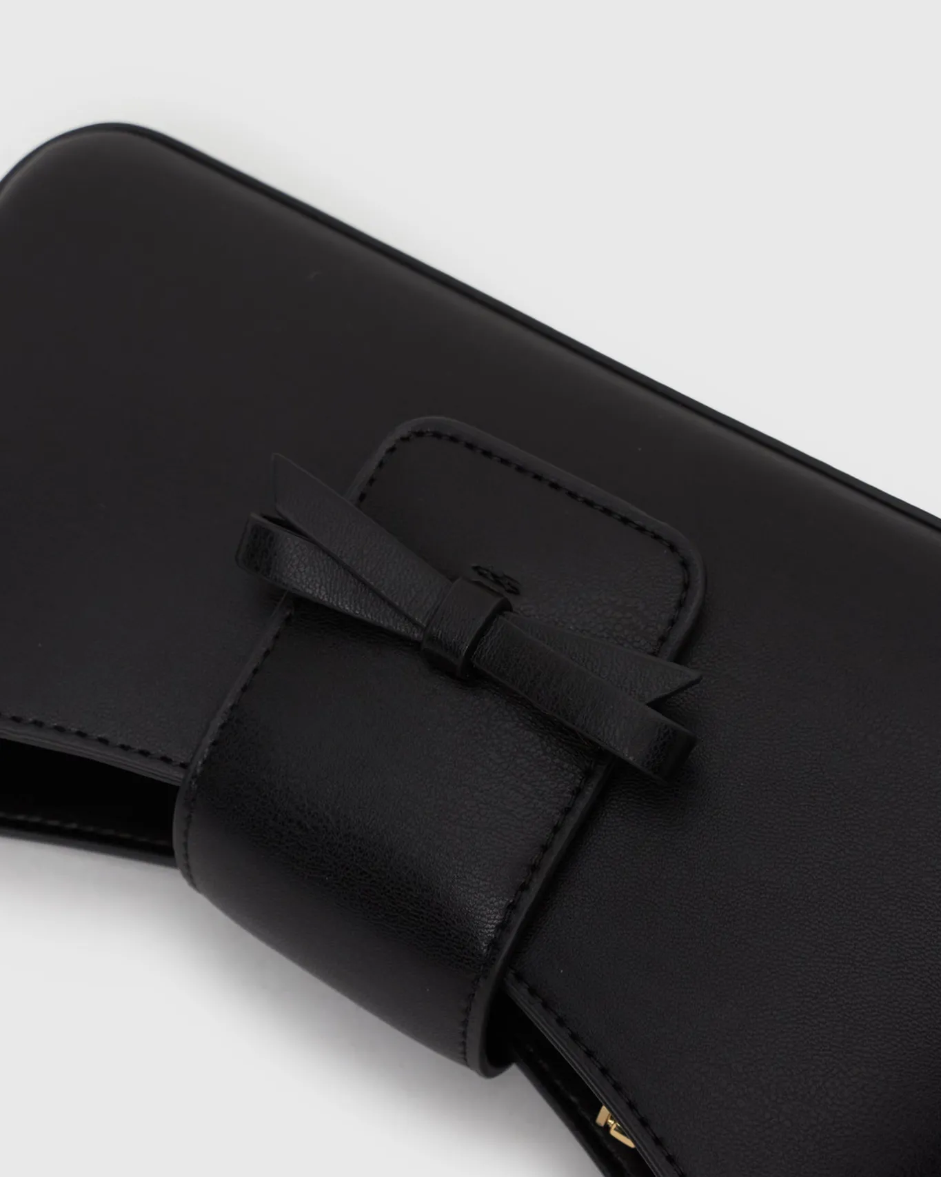 Betts Shoe Matches^VIENNA Bow Baguette Bag