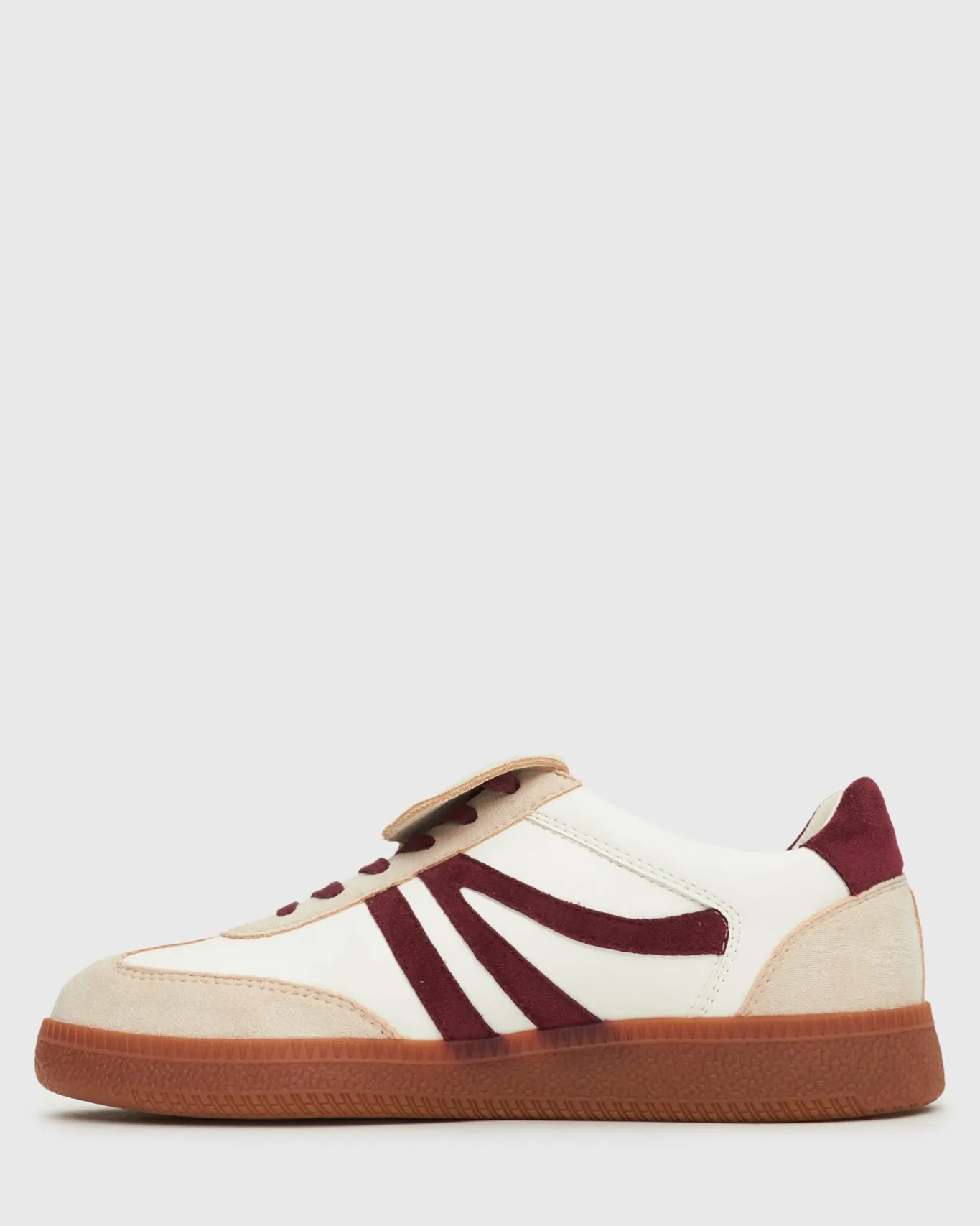 Women Betts Wider Fit|Wider Fit^Wider Fit BUTTERSCOTCH Low-Top Lace-Up Sneakers