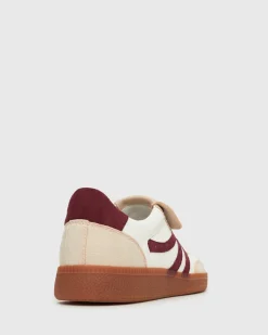 Women Betts Wider Fit|Wider Fit^Wider Fit BUTTERSCOTCH Low-Top Lace-Up Sneakers