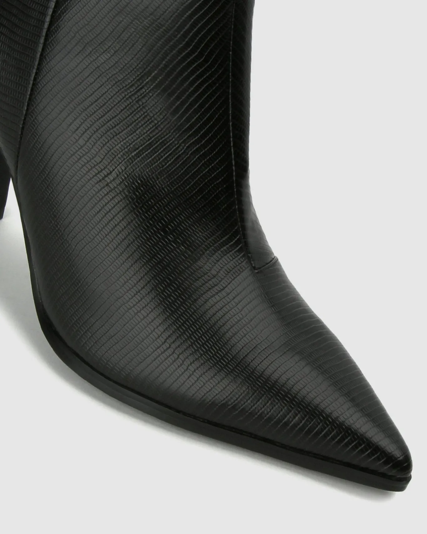 Women Betts Wider Fit|Knee High^Wider Fit DIXIE Tall Pointed Boots