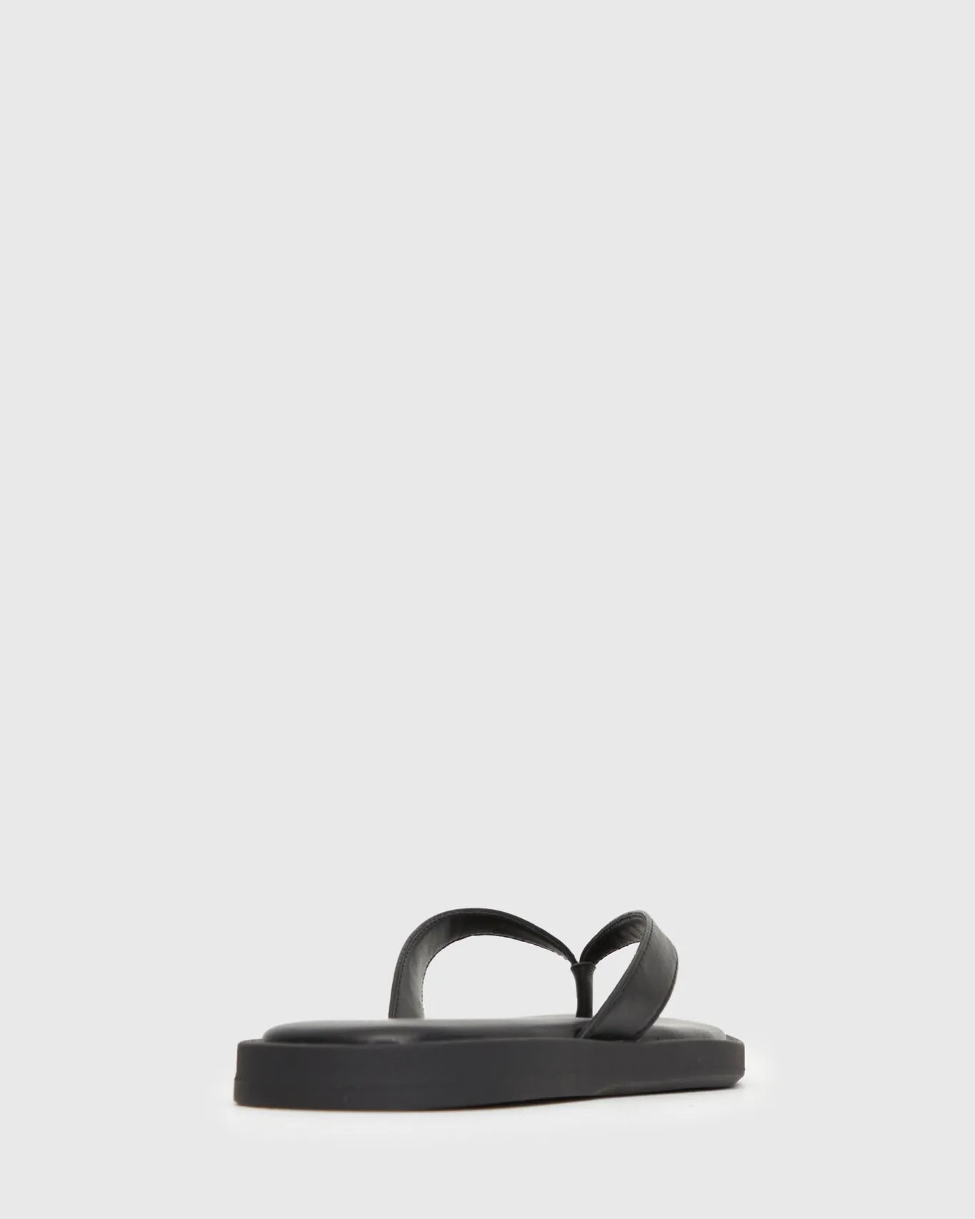 Women Betts Sandals|Flats^Wider Fit LOVER Leather Thong Sandals